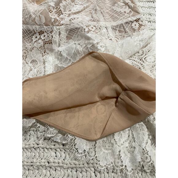 BCBG Maxazria Nelly Lace Tank Top Women's Size Small Lined Ivory Tan SPJW875-120 - Picture 5 of 8